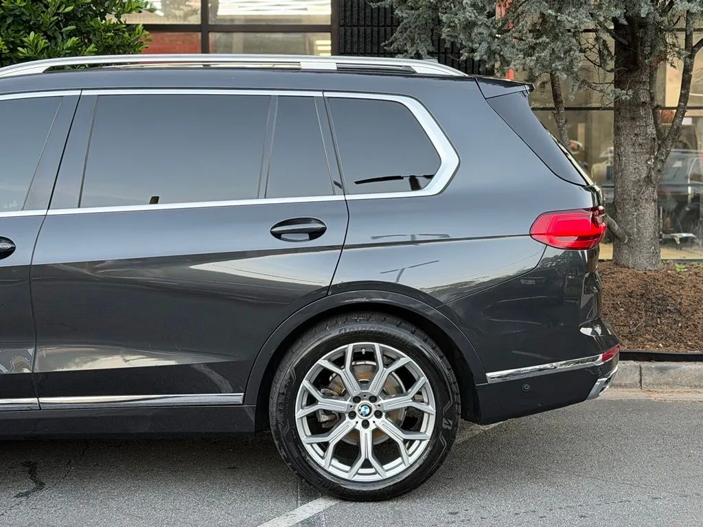BMW X7 photo 11