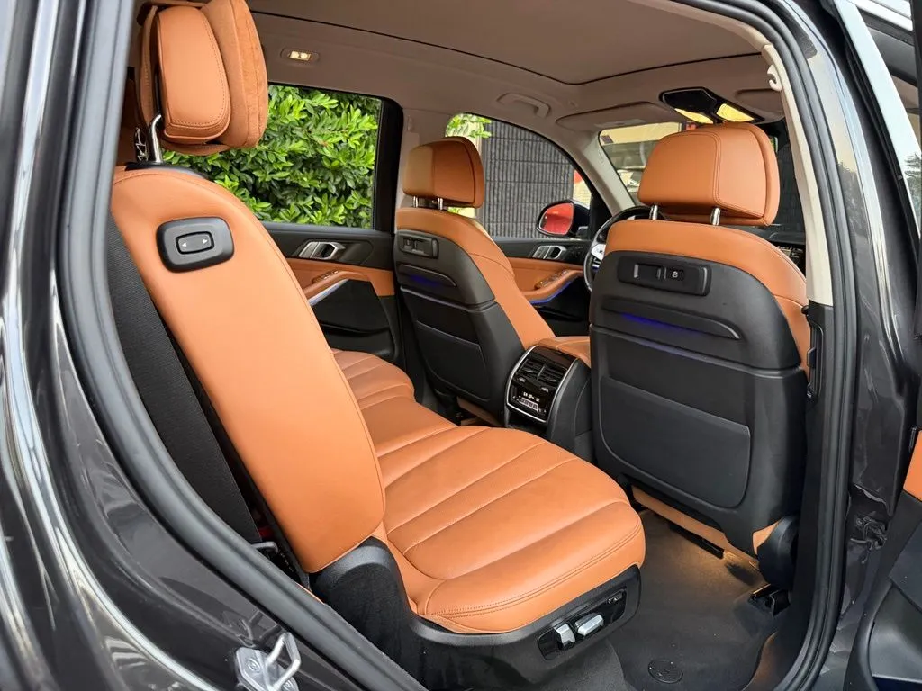 BMW X7 photo 39