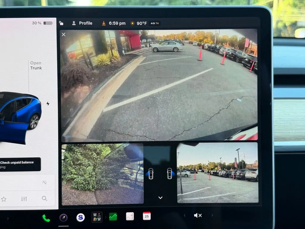 Tesla Model Y photo 51
