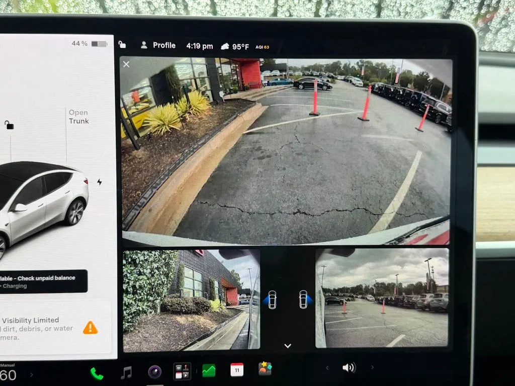 Tesla Model Y photo 51