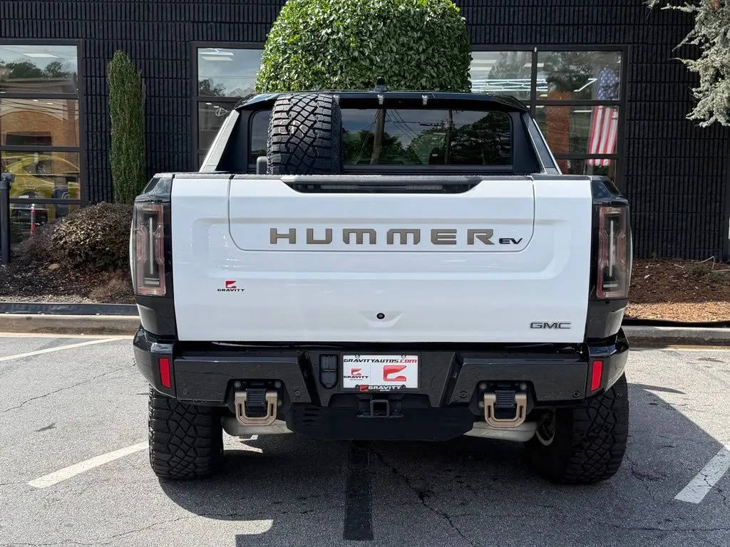 GMC Hummer EV photo 13