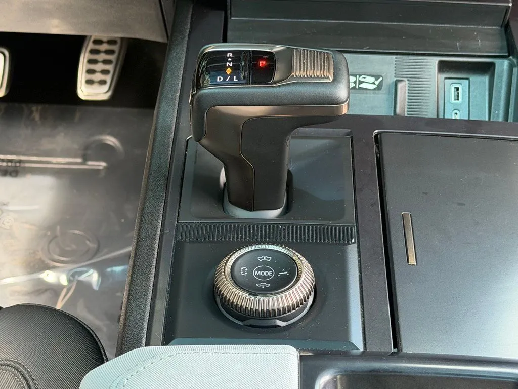 GMC Hummer EV photo 45