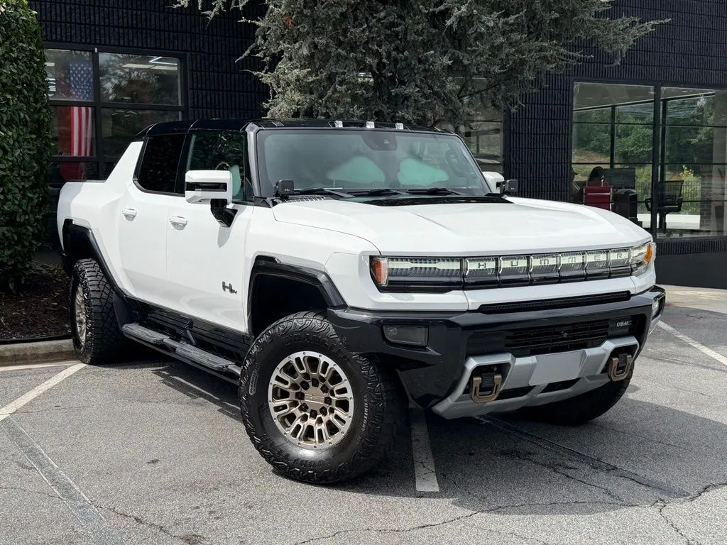 GMC Hummer EV photo 6