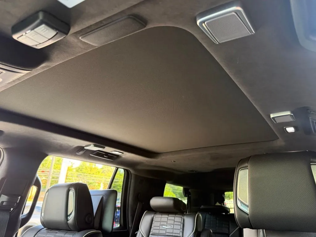 Cadillac Escalade photo 55