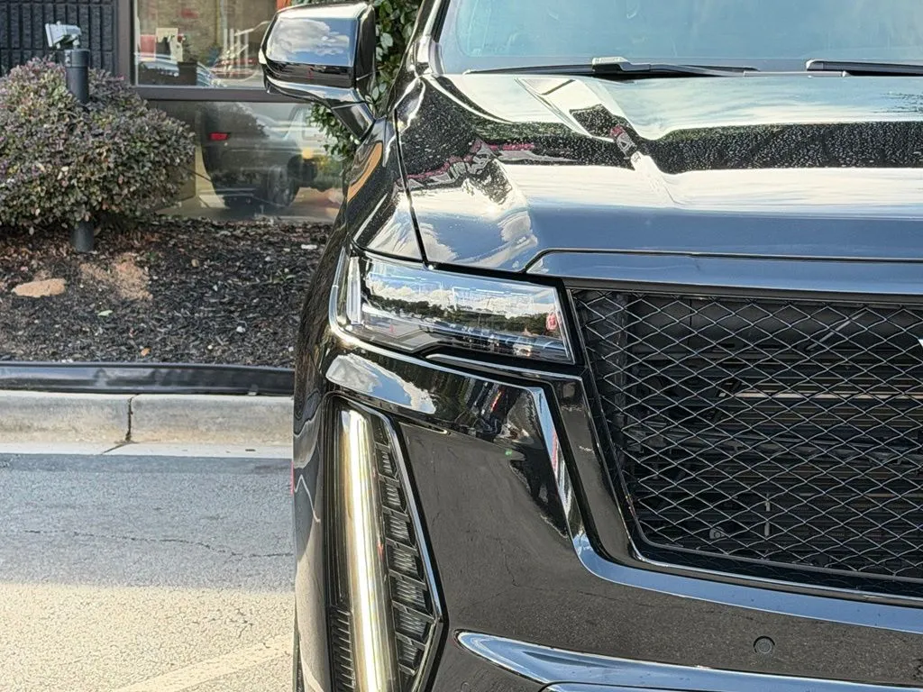 Cadillac Escalade photo 4