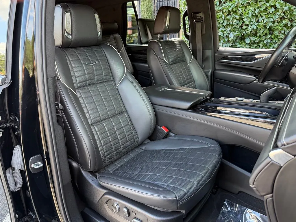 Cadillac Escalade photo 34