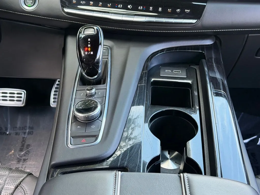 Cadillac Escalade photo 49