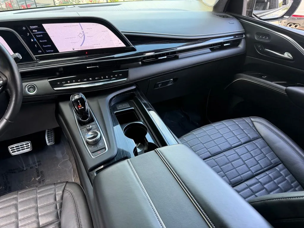 Cadillac Escalade photo 43