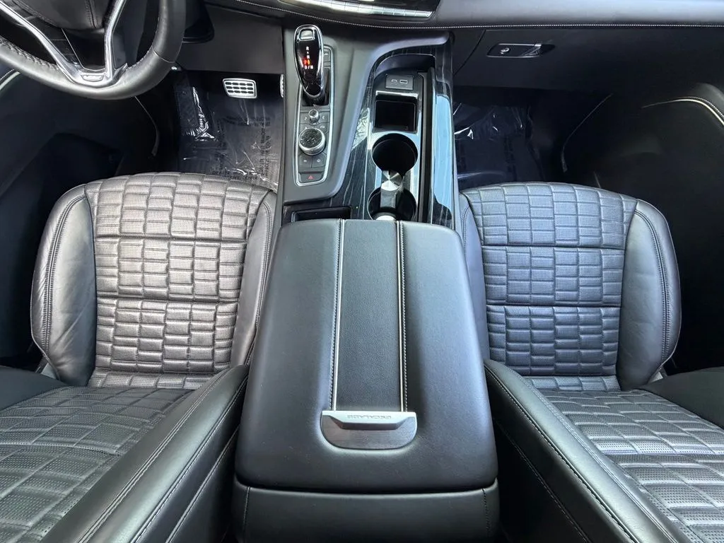 Cadillac Escalade photo 50