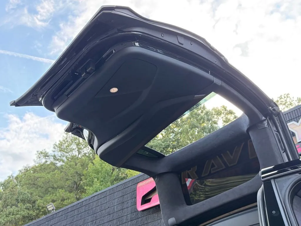 Tesla Model X photo 41