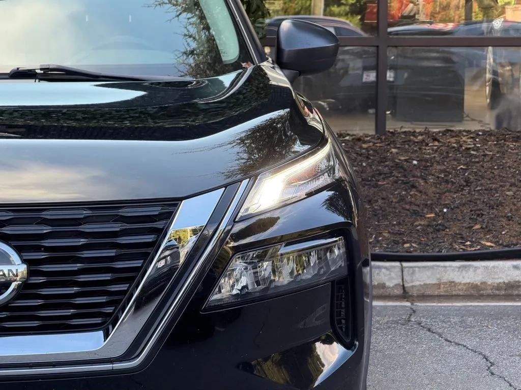 Nissan Rogue photo 5