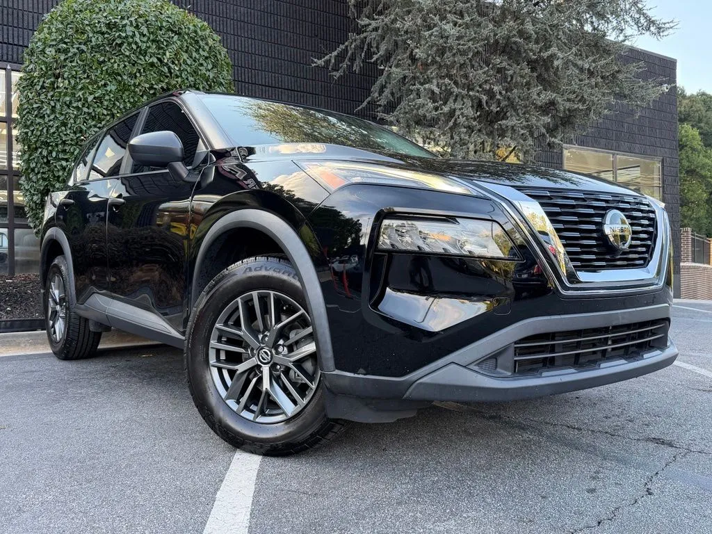 Nissan Rogue photo 8