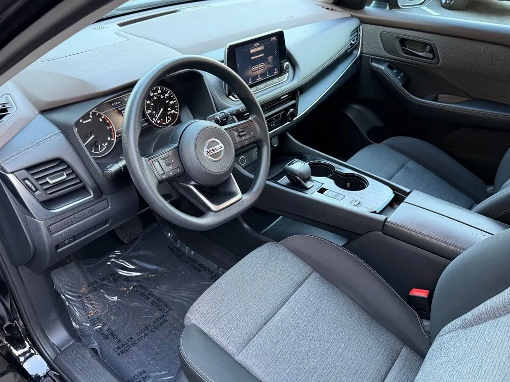 Nissan Rogue photo 24