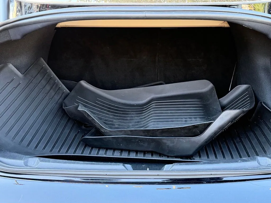 Tesla Model 3 photo 18