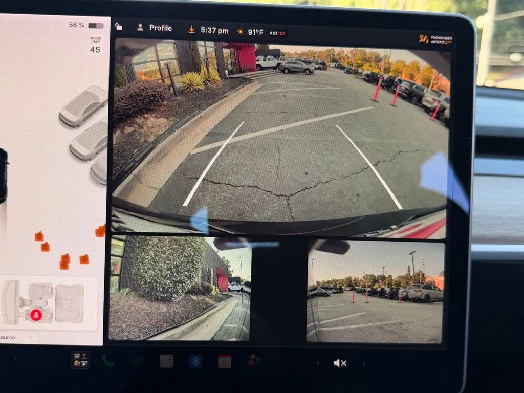 Tesla Model 3 photo 50