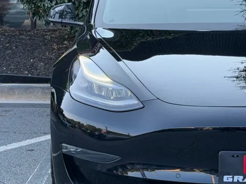 More photos of 2021 Tesla Model 3 Long Range at Gravity Autos Sandy Springs, GA