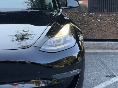 More photos of 2021 Tesla Model 3 Long Range at Gravity Autos Sandy Springs, GA
