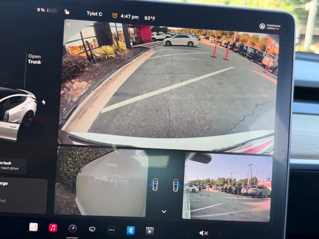 Tesla Model 3 photo 50