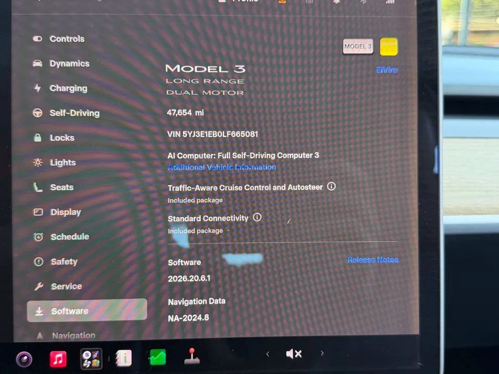 Tesla Model 3 photo 52