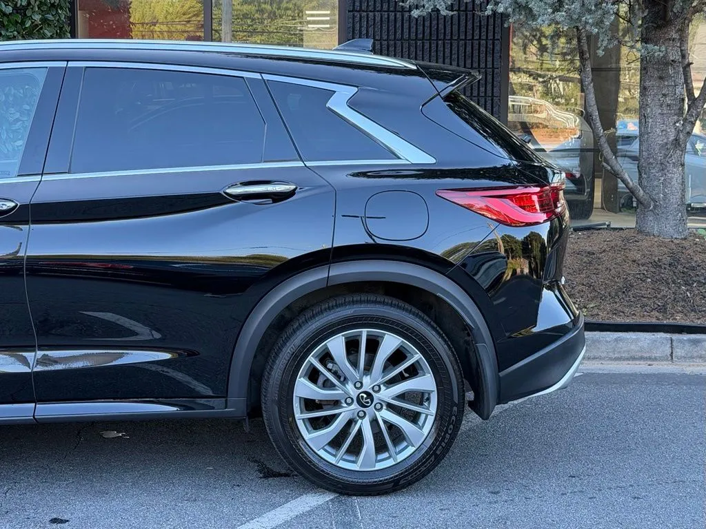 Infiniti QX50 photo 11