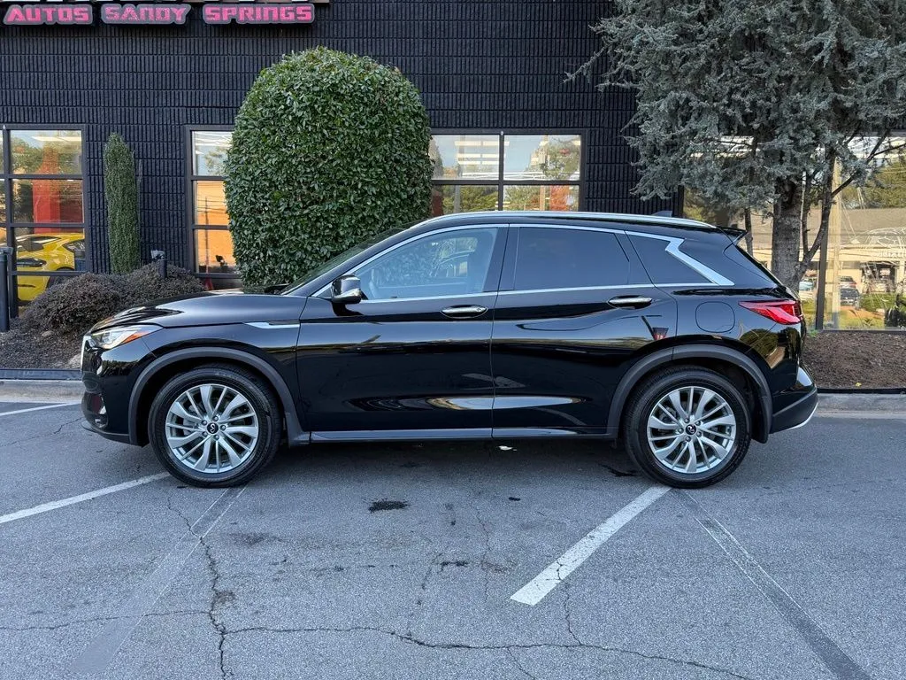 Infiniti QX50 photo 9