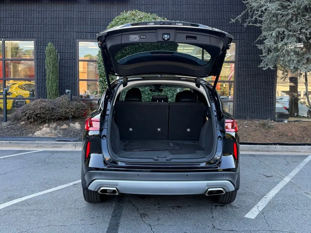 Infiniti QX50 photo 17