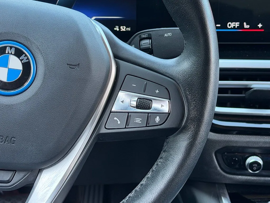 BMW i4 photo 46