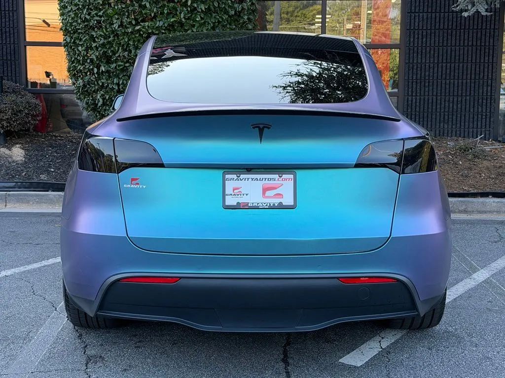 Tesla Model Y photo 14