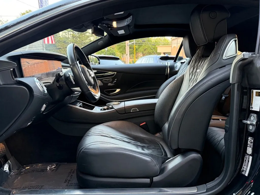 Mercedes-Benz S-Class photo 25