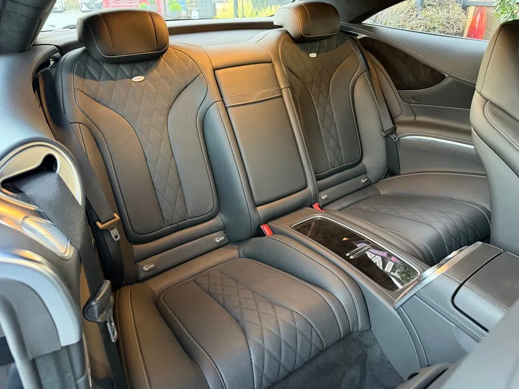 Mercedes-Benz S-Class photo 36