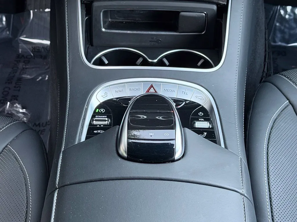 Mercedes-Benz S-Class photo 45