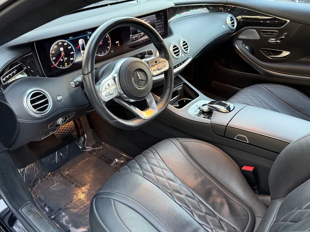 Mercedes-Benz S-Class photo 24