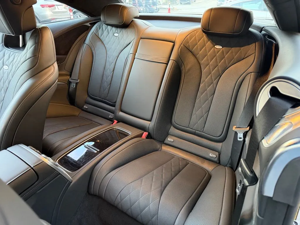Mercedes-Benz S-Class photo 30