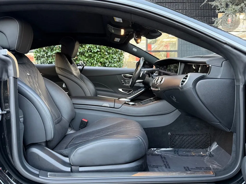 Mercedes-Benz S-Class photo 32