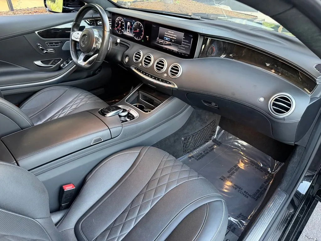 Mercedes-Benz S-Class photo 31