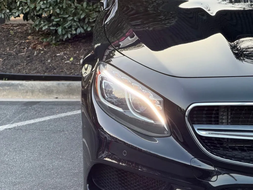 Mercedes-Benz S-Class photo 4