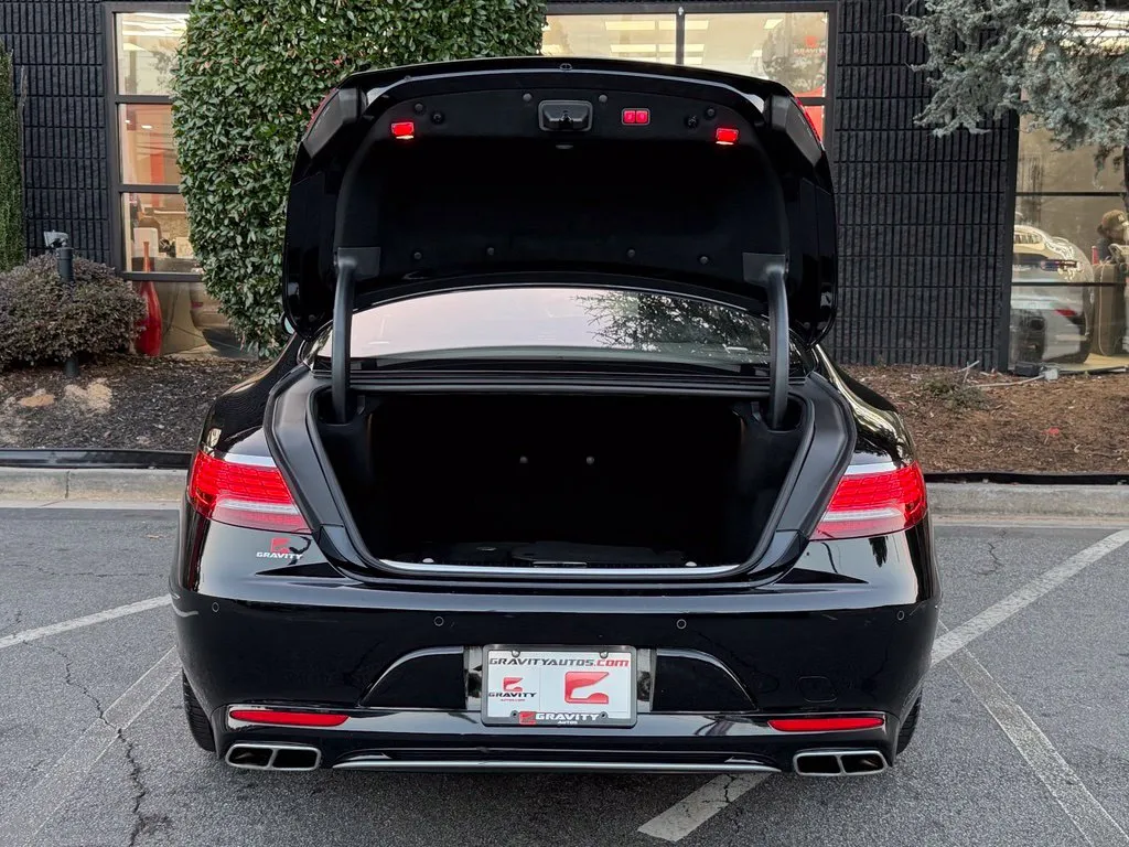 Mercedes-Benz S-Class photo 17
