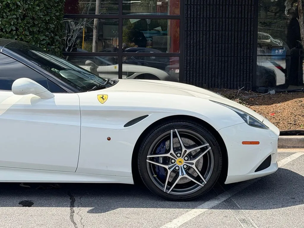 Ferrari California photo 23