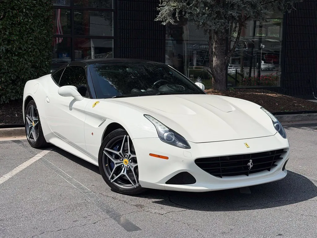 Ferrari California photo 7