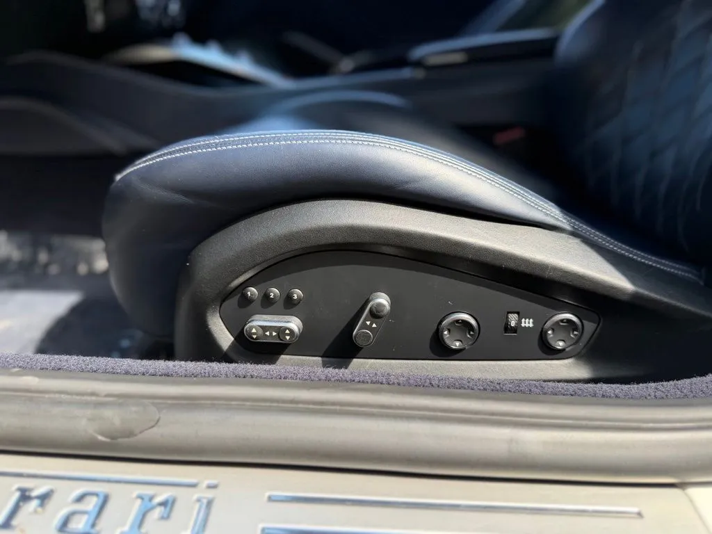 Ferrari California photo 27