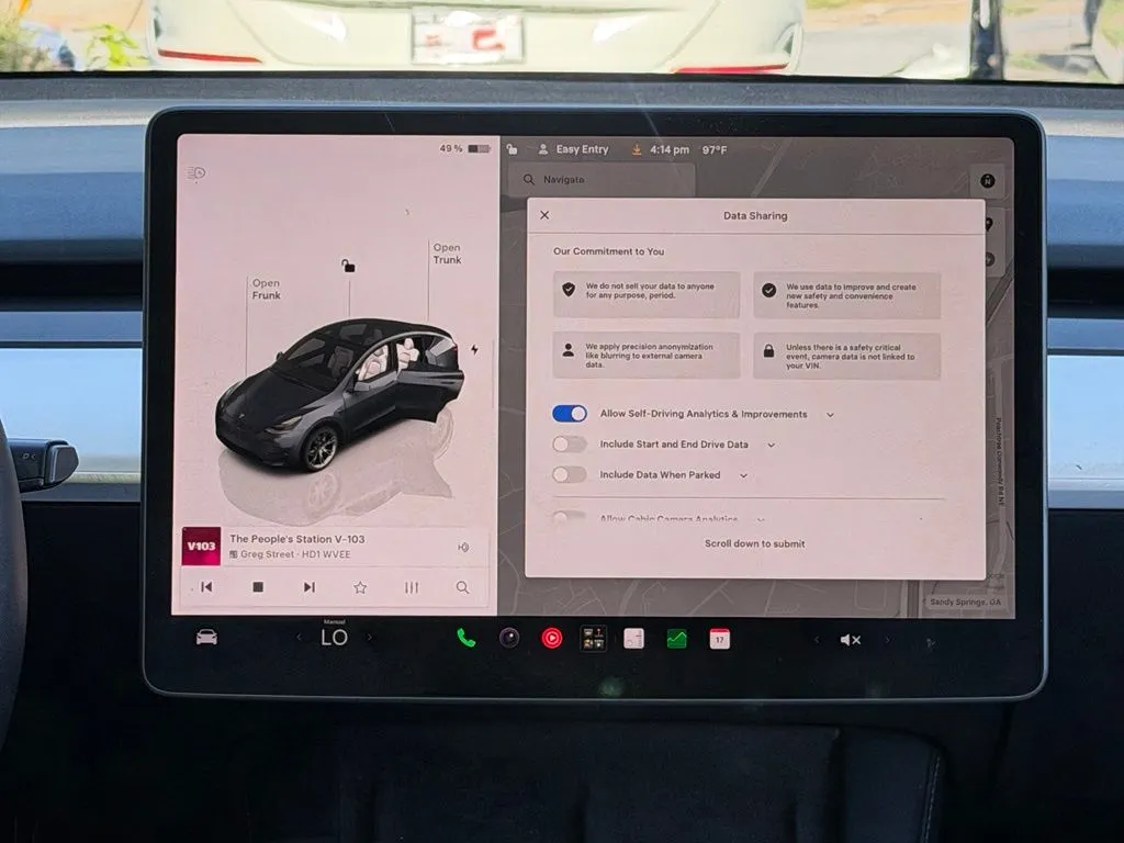 Tesla Model Y photo 49