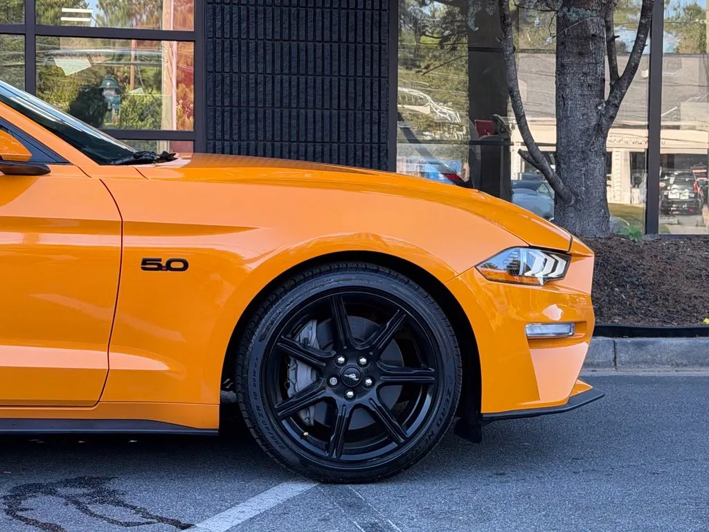 Ford Mustang photo 23