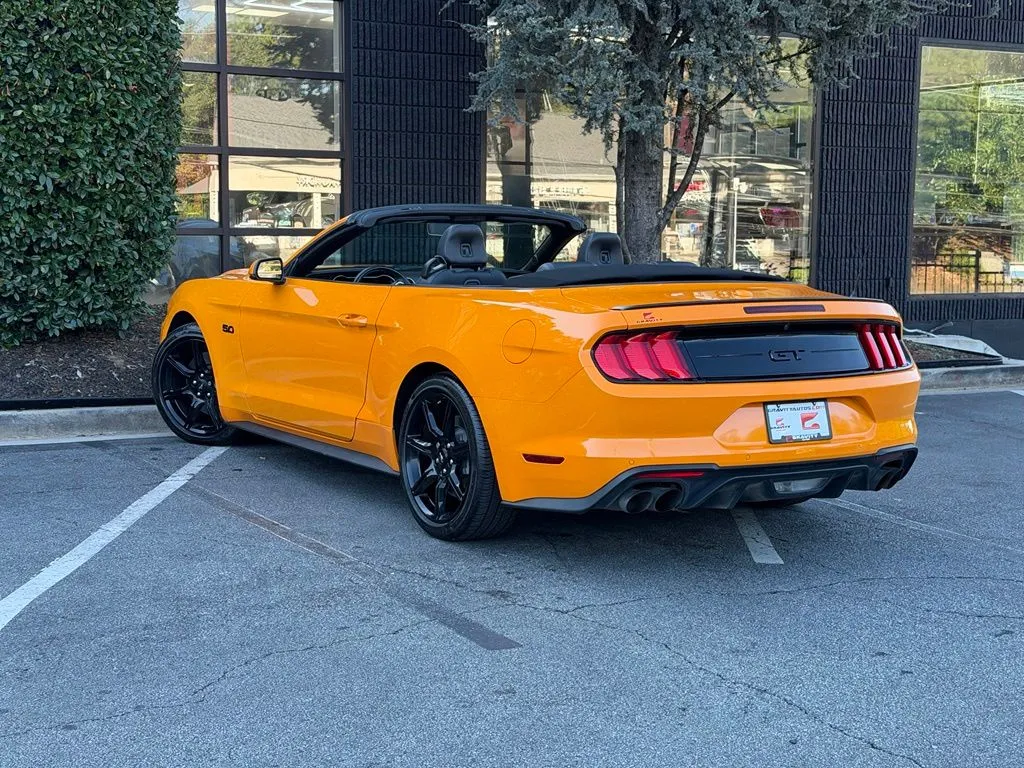 Ford Mustang photo 19