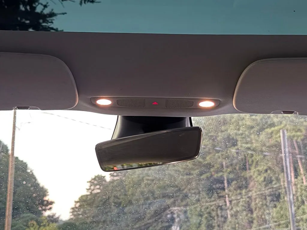 Tesla Model 3 photo 63