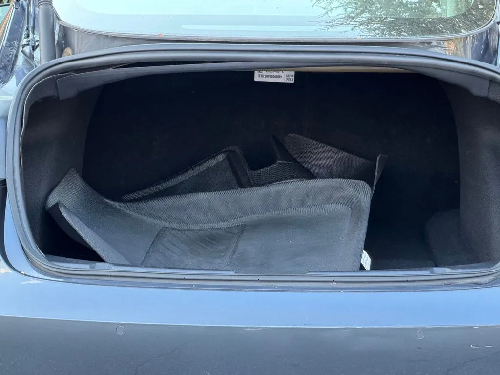 Tesla Model 3 photo 18