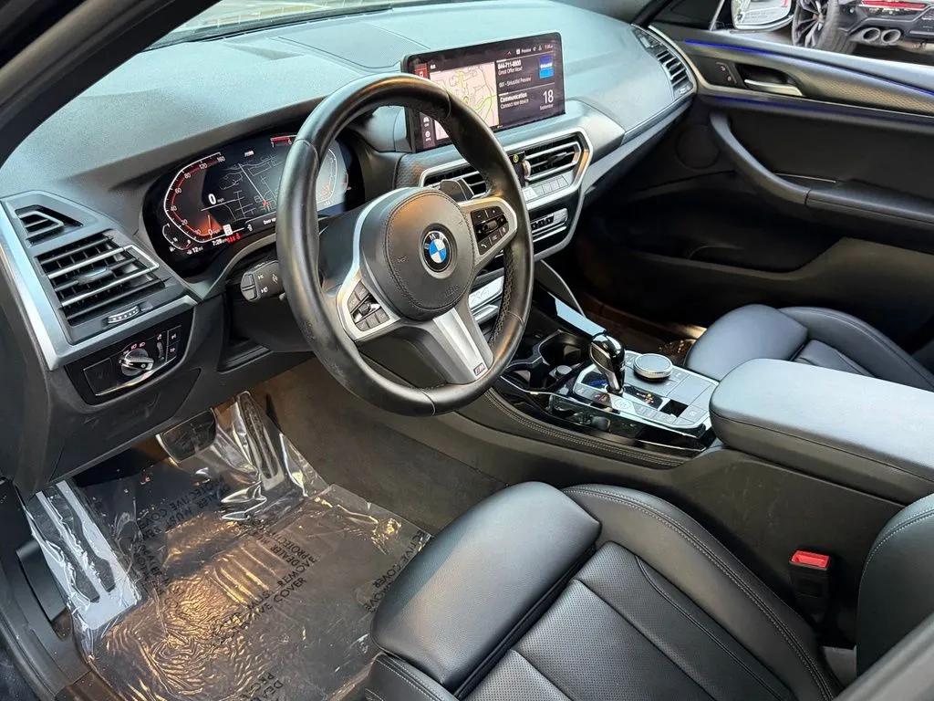 BMW X4 photo 24