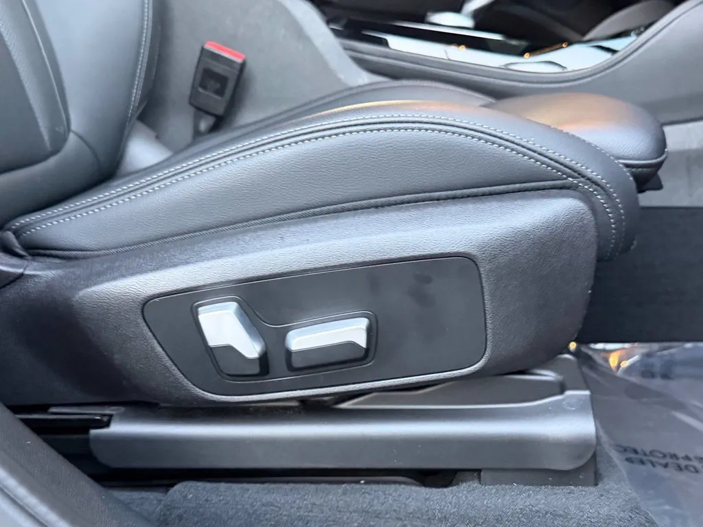 BMW X4 photo 36