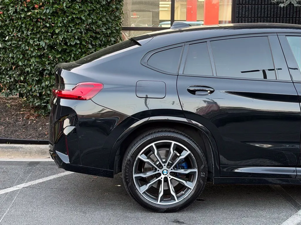 BMW X4 photo 22