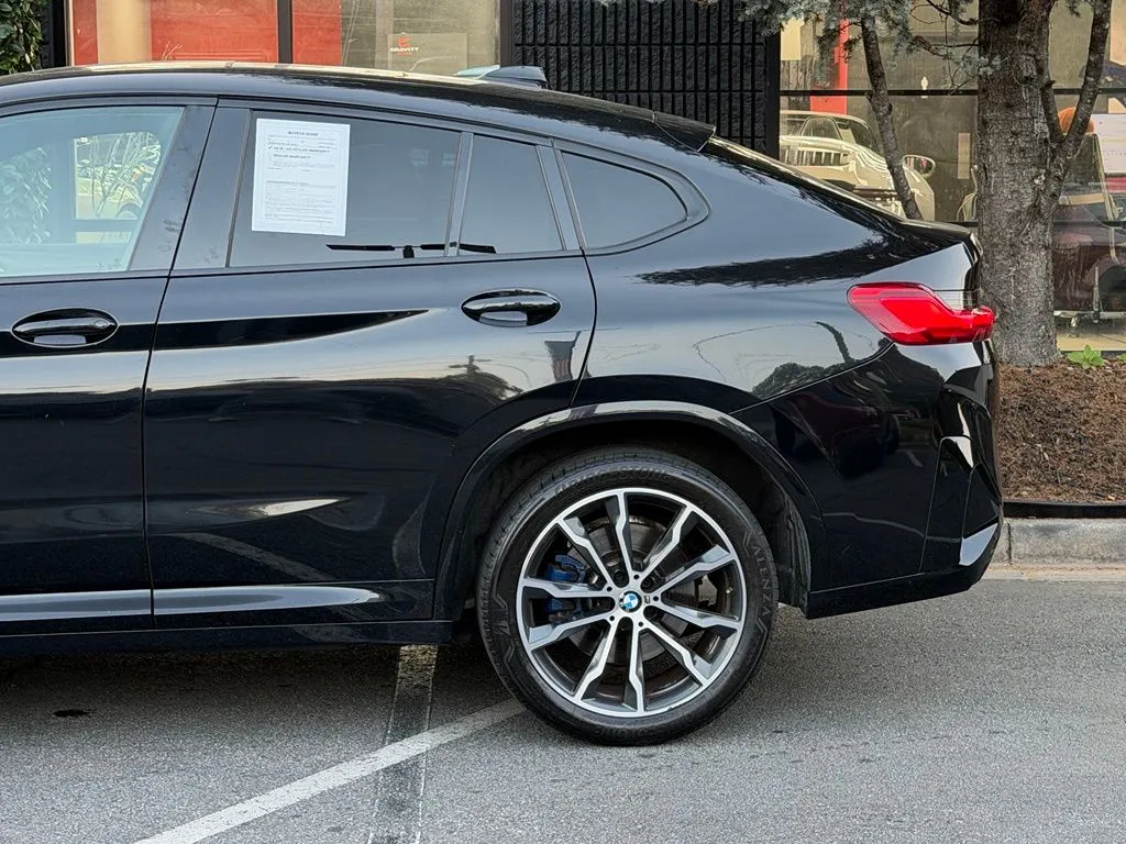 BMW X4 photo 11