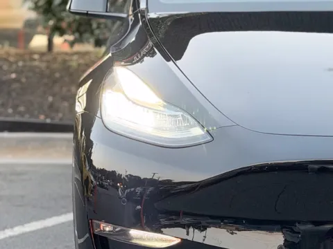 More photos of 2022 Tesla Model Y Long Range at Gravity Autos Sandy Springs, GA